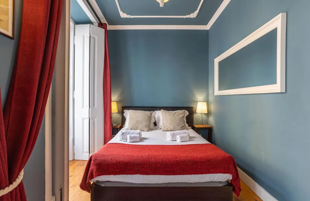 Bright Tailor Made Apartment By The Castle-1