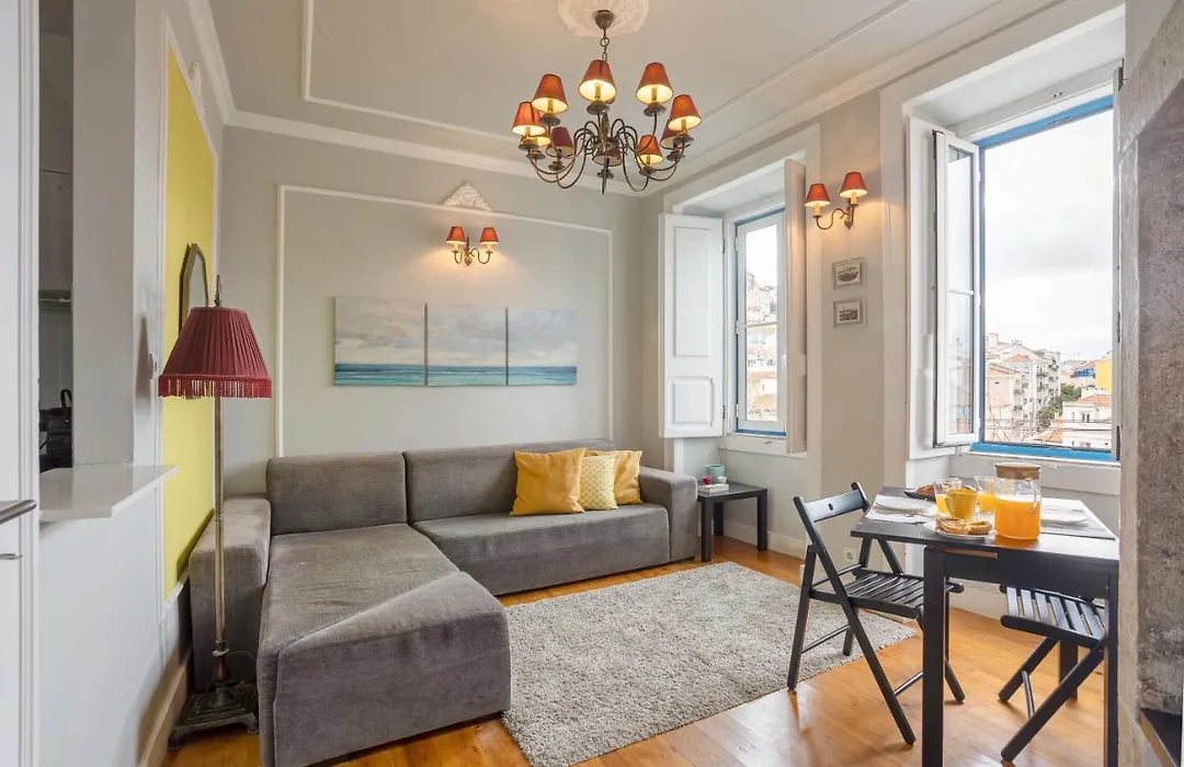 Bright Tailor Made Apartment By The Castle-1